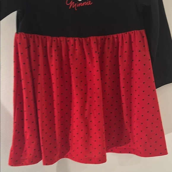 GAP Long Sleeve Black and Red Tee with Classic Design Disney Minnie - Picture 3 of 6